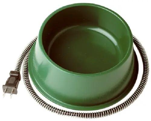 Farm Innovators Qt-1 1 Quart Green Heated Pet Bowl - Quantity Of 3 1