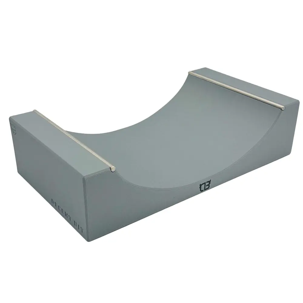 Decentbit Fingerboard Ramp - 6" Half Pipe 1