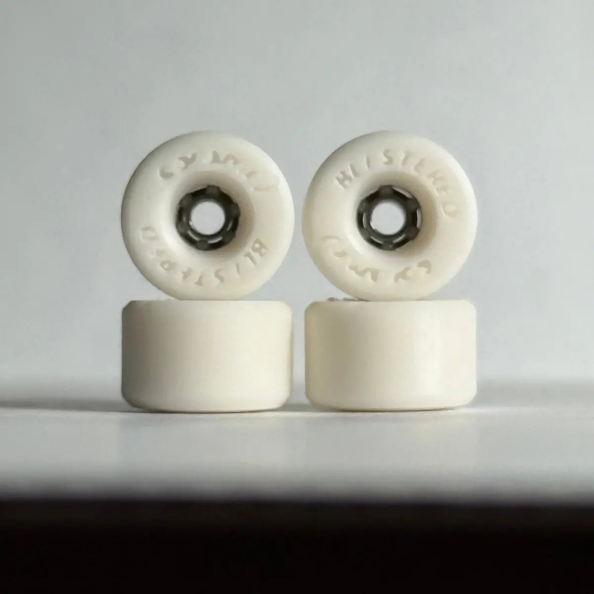 Blistered X Caramel Conical Xl Fingerboard Wheels W/ Ceramic Bearings - White 1