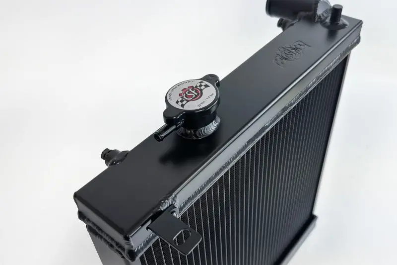 Csf 03-07 Mitsubishi Lancer Evo 7/8/9 1/2 Size Radiator - Black 1