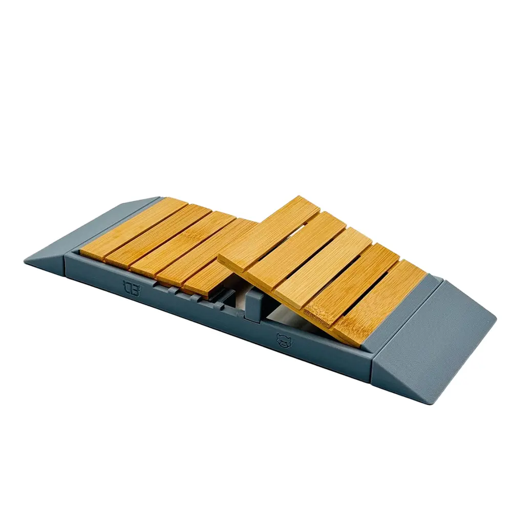 Decentbit Fingerboard Ramp - Sesh Blocks Pallet Kicker 1