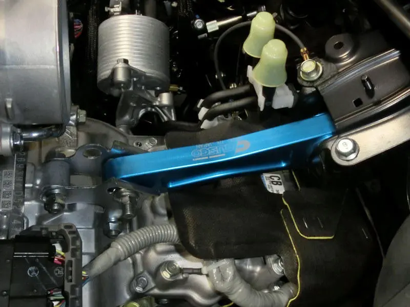 Cusco Billet Aluminum Engine Pitching Stop W/Hd Rubber, Subaru Ej20/Ej25(2.5L Turbo), Blue Anodized 1