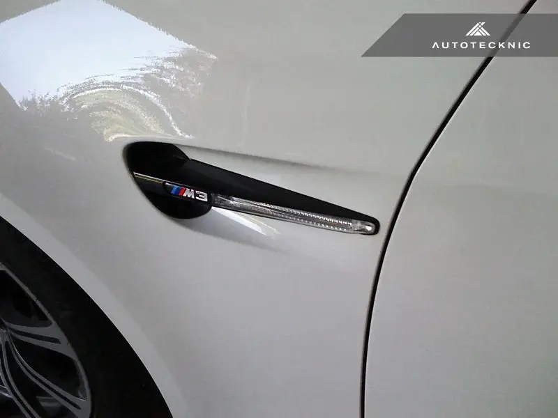 Autotecknic Replacement Glazing Black Fender Gills - E90 Sedan/ E92 Coupe/ E93 Cabrio | M3 1