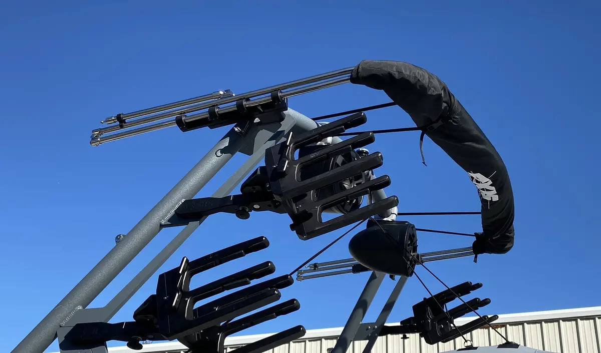 Mal22000-70460Bb - Axis A20, A22, A225, A24, T22, T23, T25 Slider Bimini Boot Malibu 1