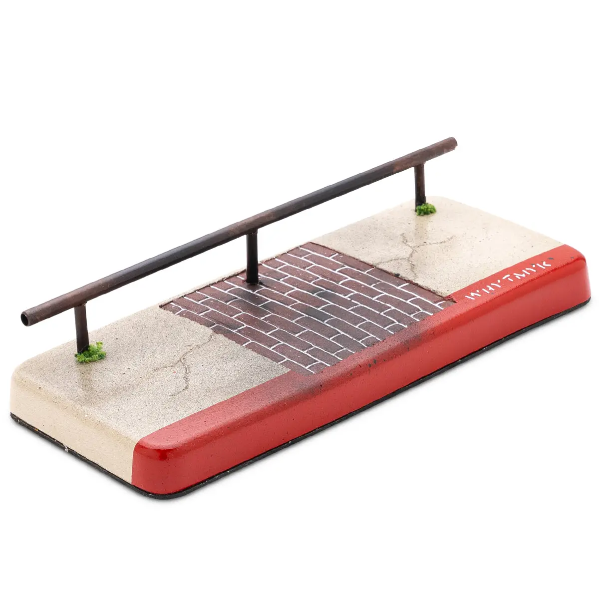 Whytmykconcrete Fingerboard Ramp - Sidewalk W/Brick And Low Round Rail 1