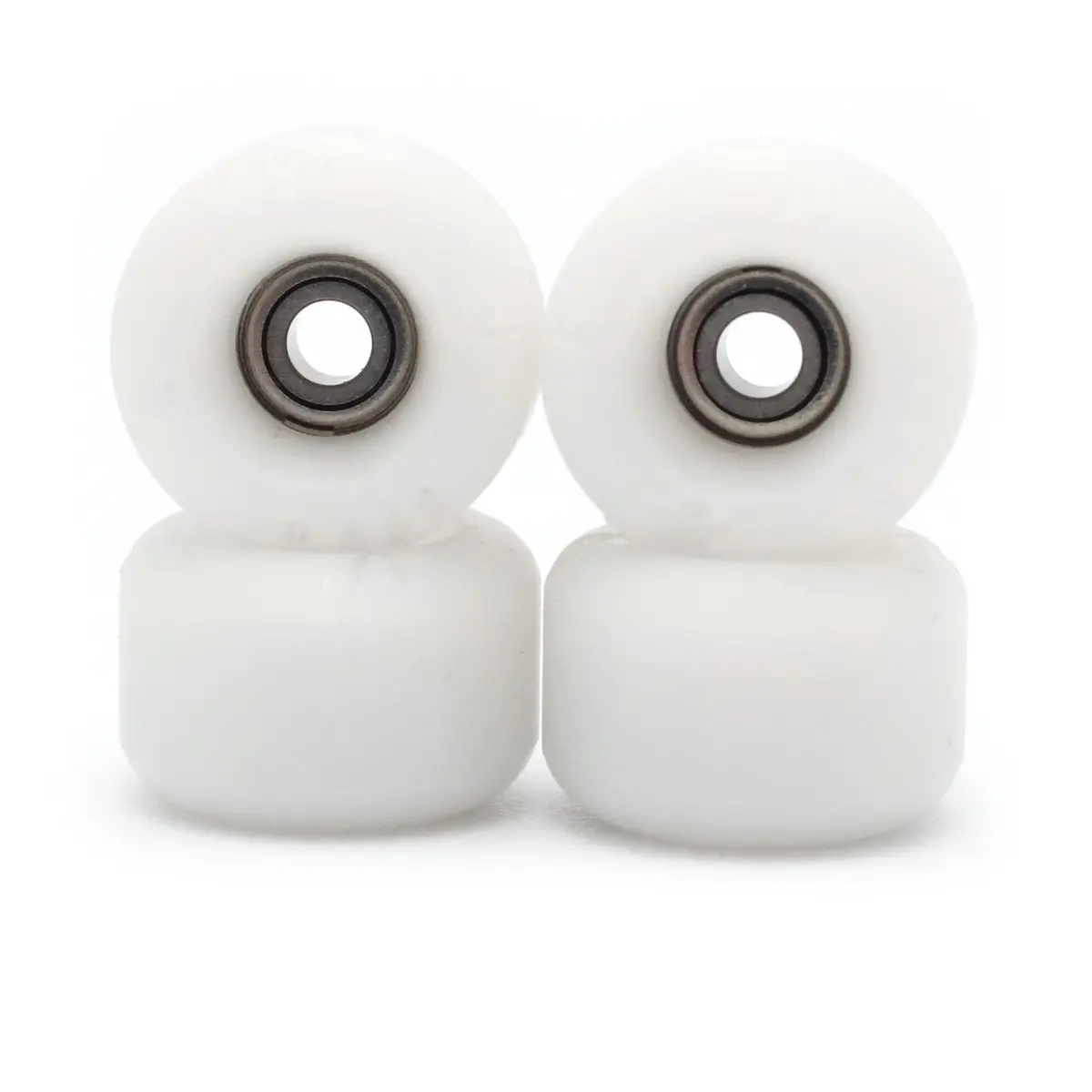 Blistered X Flatface X Blackriver G4 Fingerboard Wheels - White 1