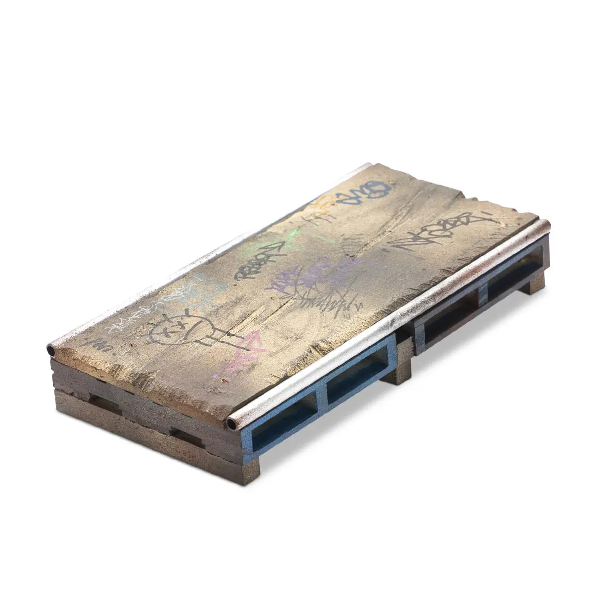Whytmykconcrete Fingerboard Ramp - Pallet Pad 1
