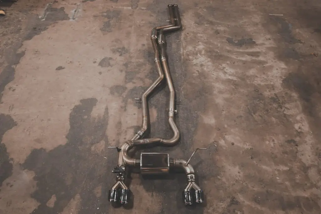 Bmw M3 / M4 Equal Length Valved Sport Exhaust System (F80 / F82 / F83) 1