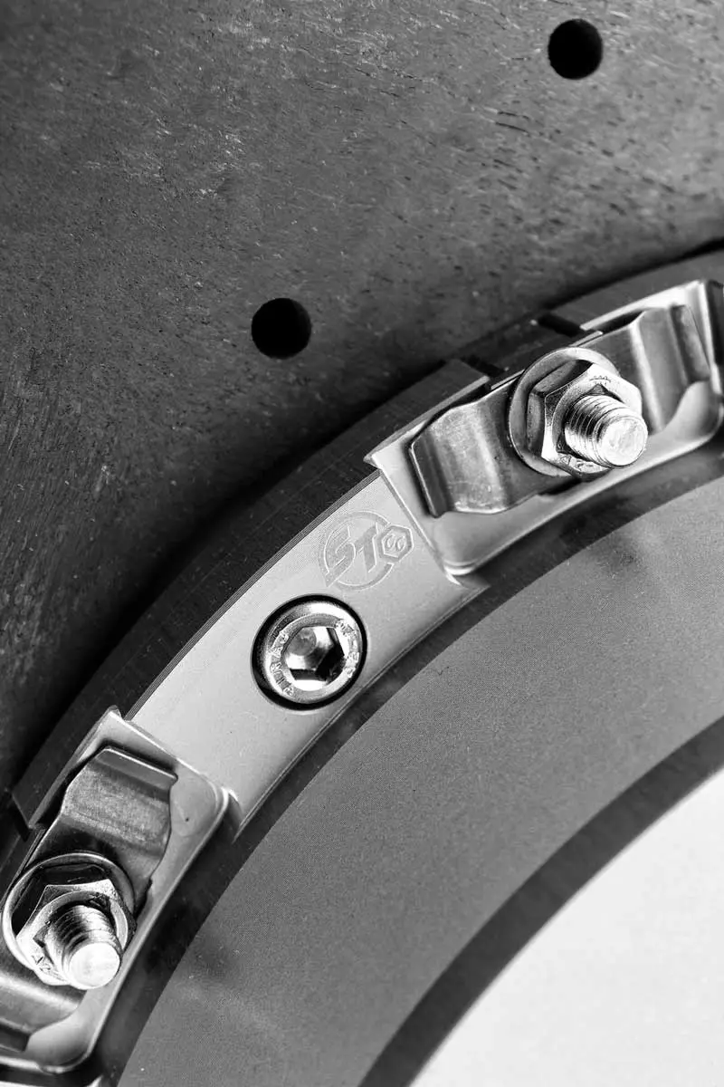 Lamborghini Huracan/Performante Surface Transforms Carbon Ceramic Disc Set - Rear 5