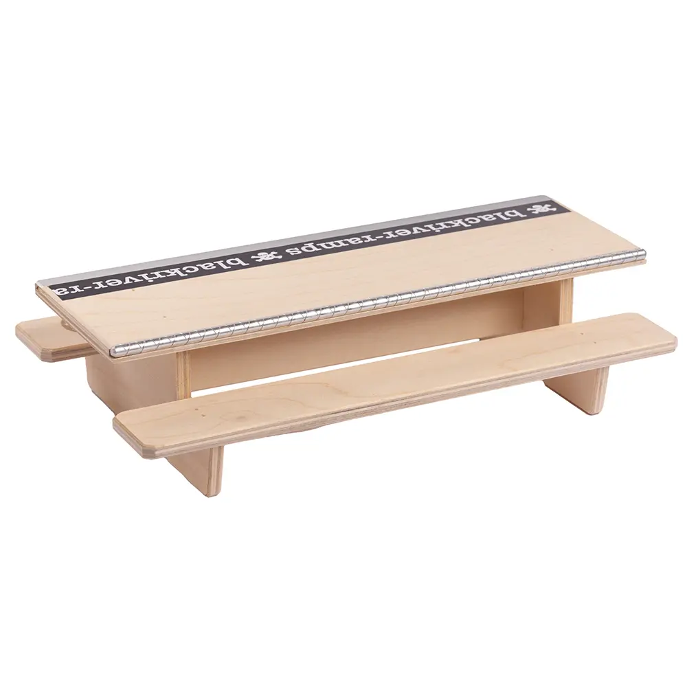 Blackriver Fingerboard Ramps - Table W/ Diamond Coping 1
